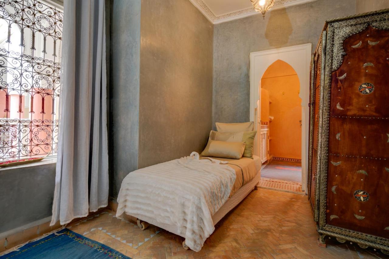 Riad Samira Group & 3*
